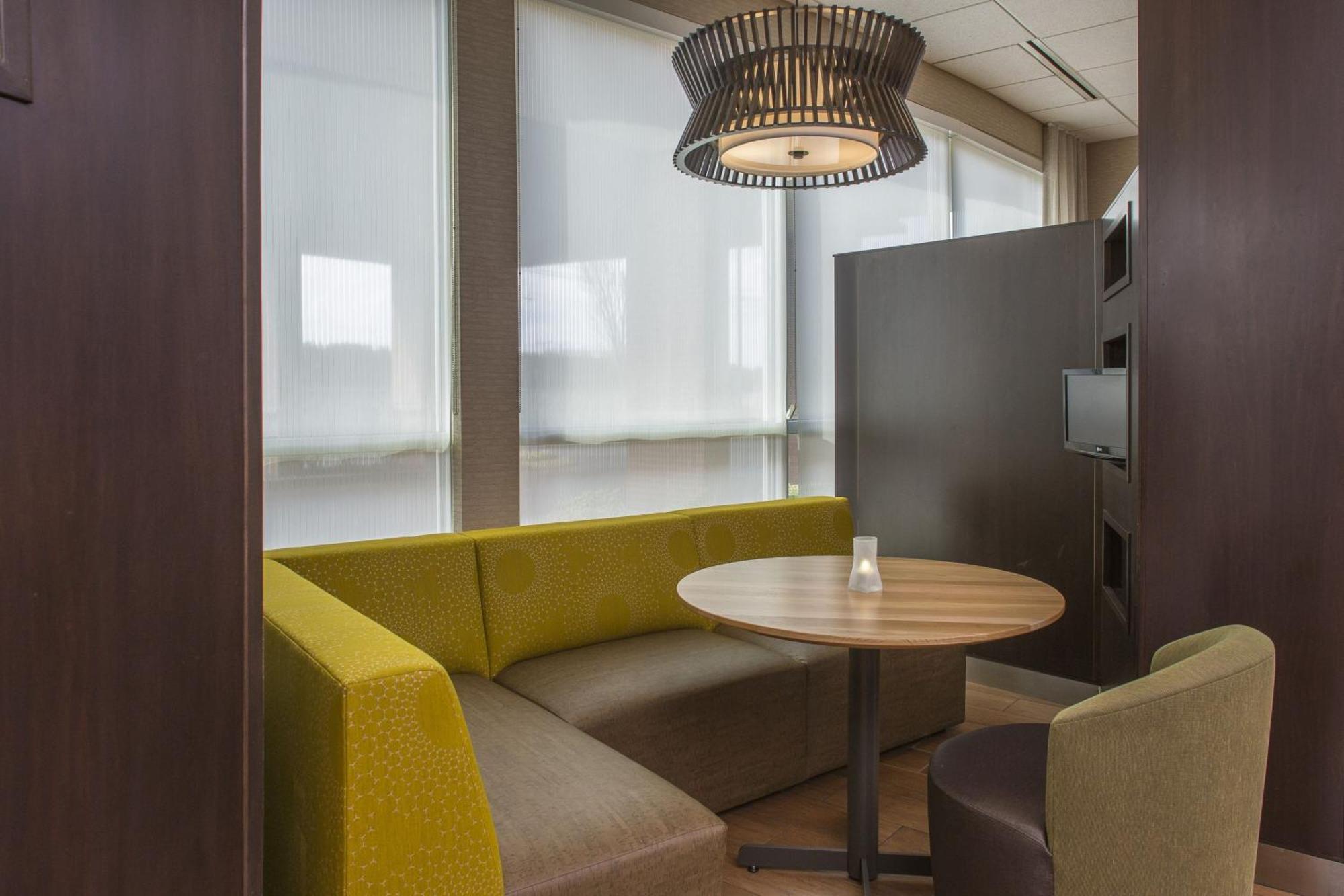Courtyard By Marriott Nashville Гудлетсвилл Экстерьер фото