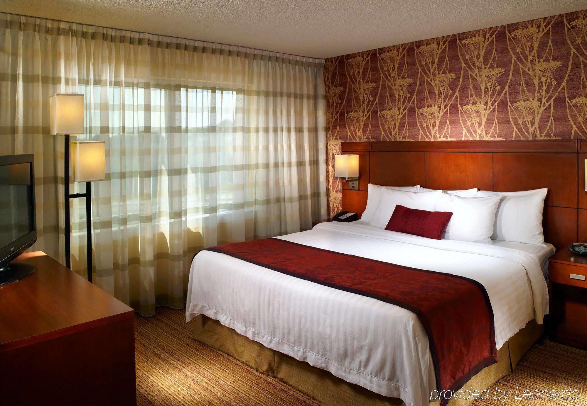 Courtyard By Marriott Nashville Гудлетсвилл Номер фото
